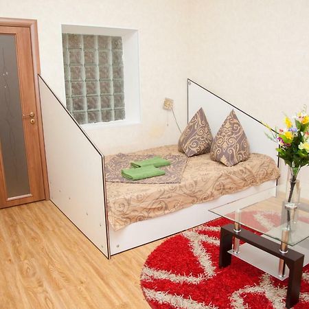 Semi-Luxury Apartment On Zhukovskogo Street 57 Zaporizhia Dış mekan fotoğraf